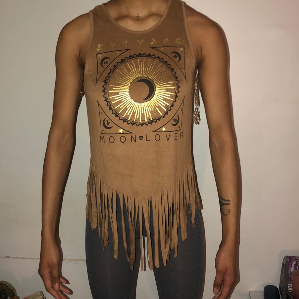 Fringed Muscle Graphic T-Shirt